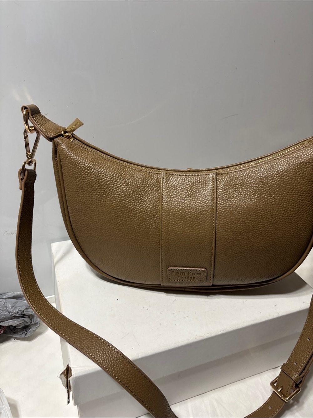 Pom Pom London pebble leather crescent  Gold-Tone Leather Shoulder Bag. NWOT